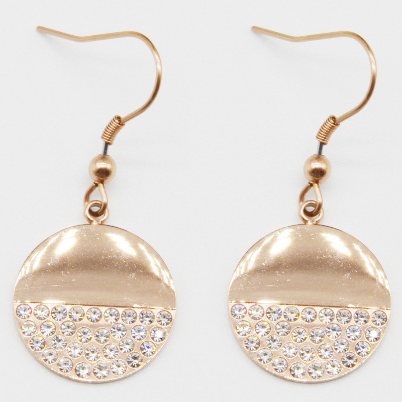 What are the advantages of stainless steel ornaments