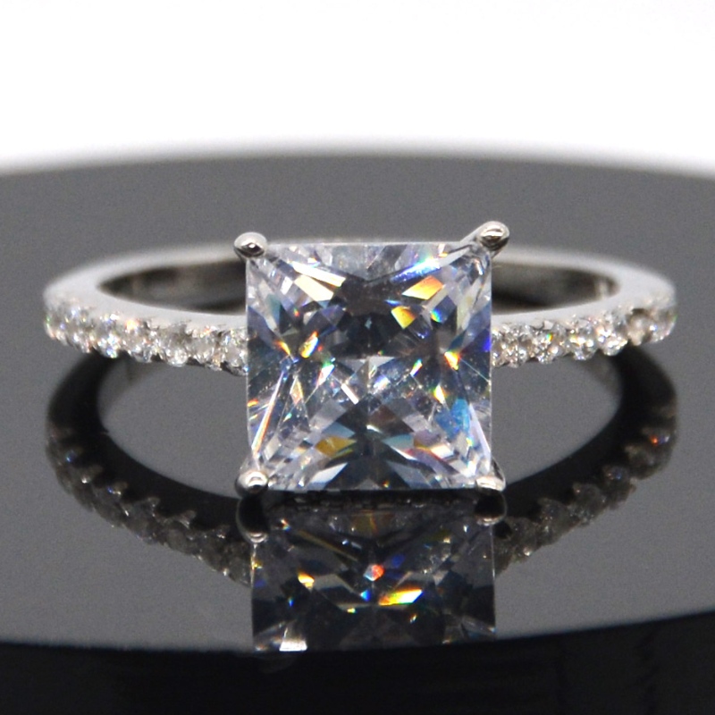 Silverware   Silverjewelry  Fashionsilverjewelry  Ring  RFBSLRG006