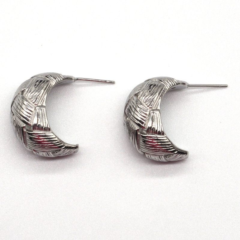 Silver earrings women\'s round engraved twill earrings, China Ruifanbao jewelry processing factory